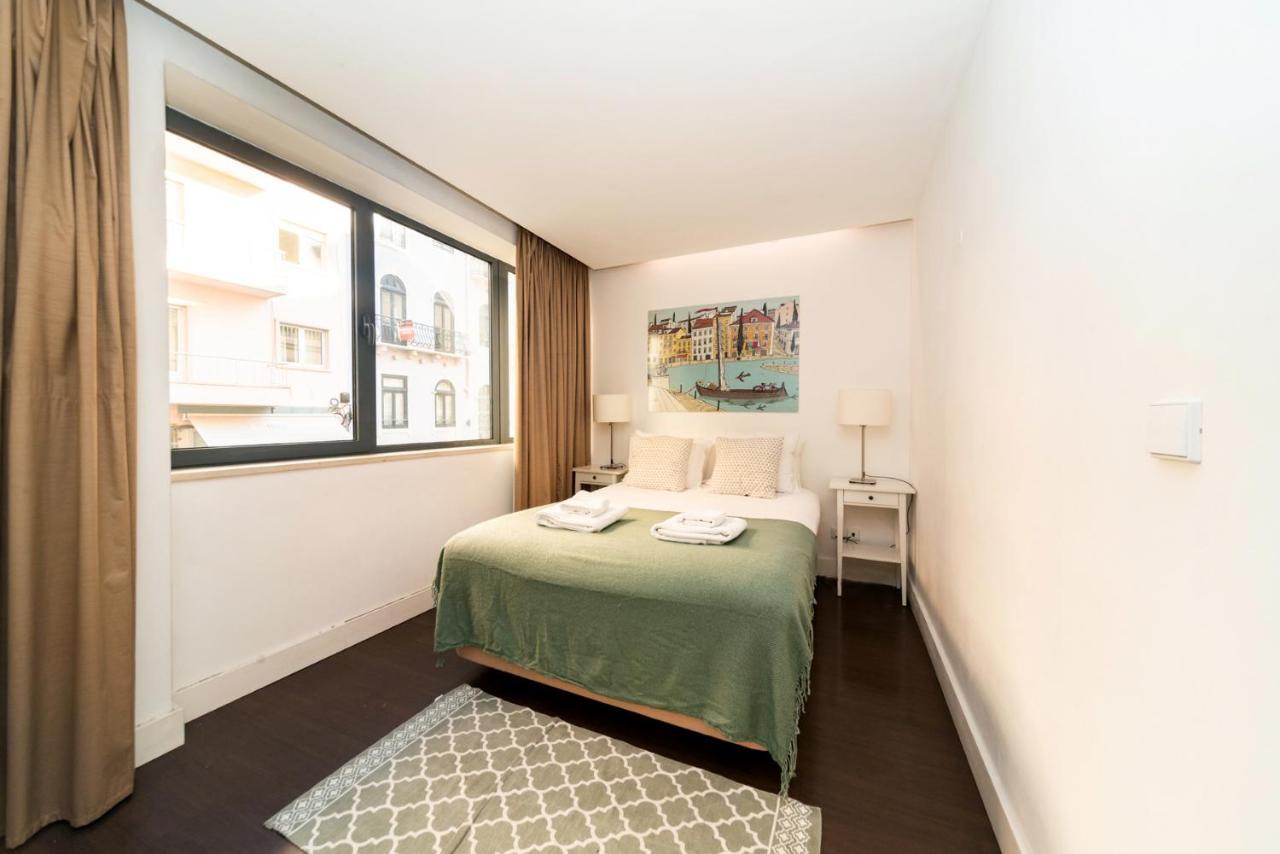 Comfortable Apartment In Marques De Pombal Lisbon Bagian luar foto